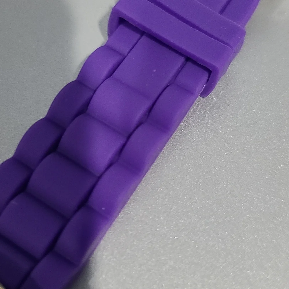 Silicon band watch - Picture 3 of 4